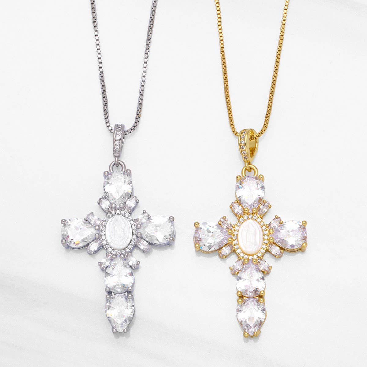 VINTAGE VIRGIN MARY CROSS PENDANT NECKLACE