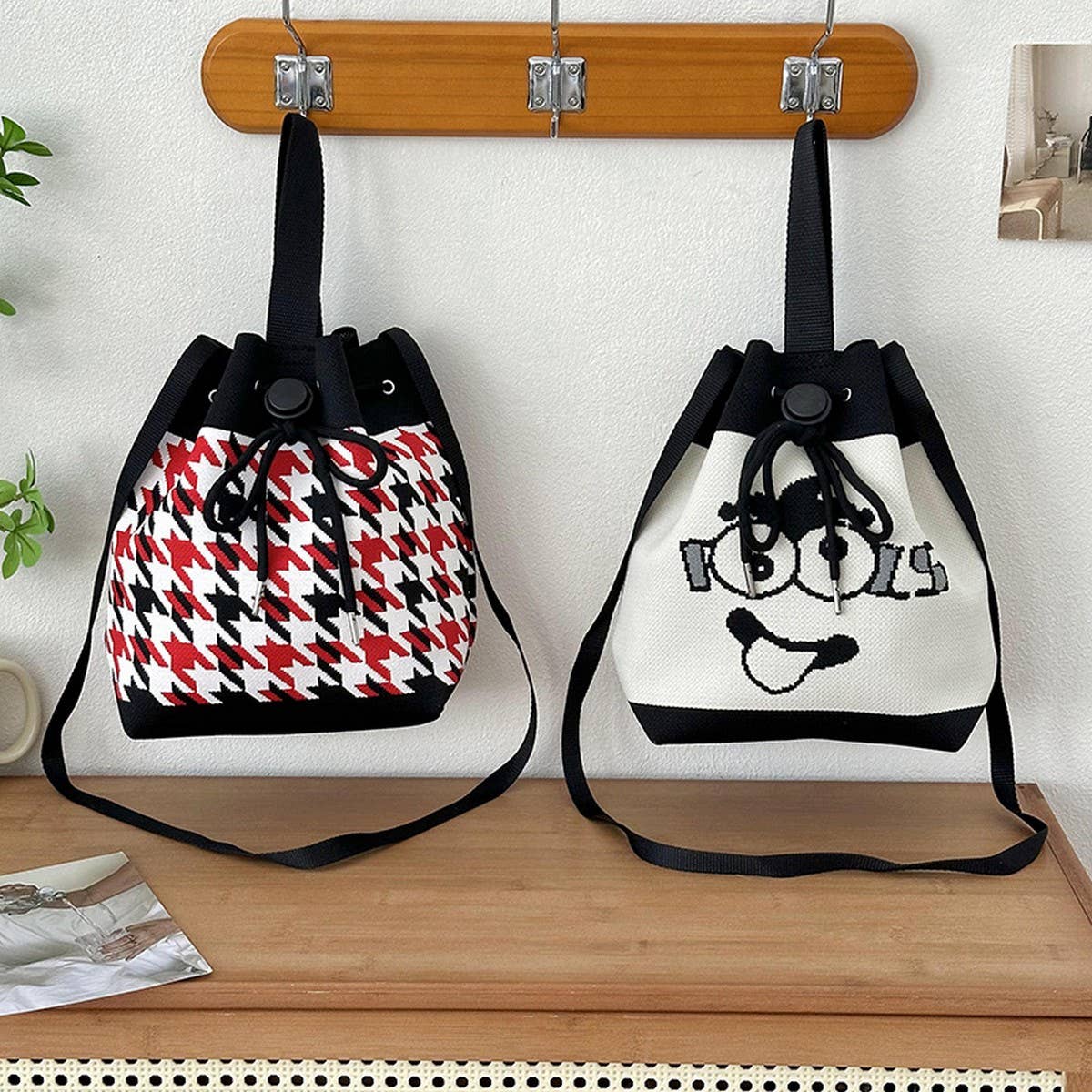 VERSATILE CASUAL DRAWSTRING TOTE CROSSBODY BAG_CWAB3069