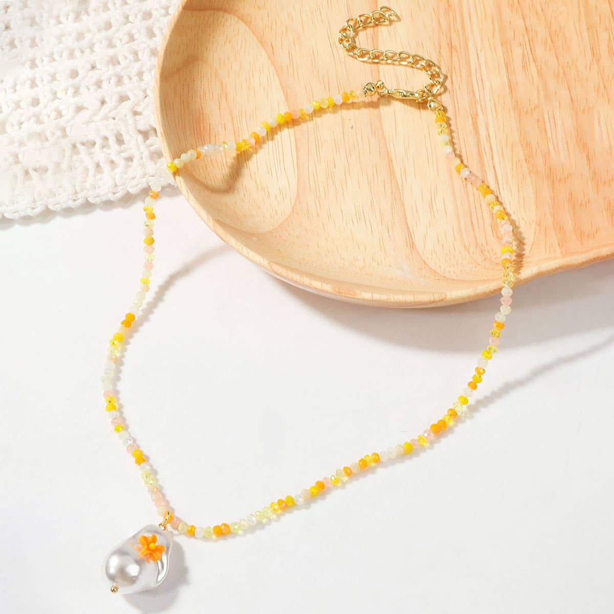 CRYSTAL PENDANT BEADED NECKLACE