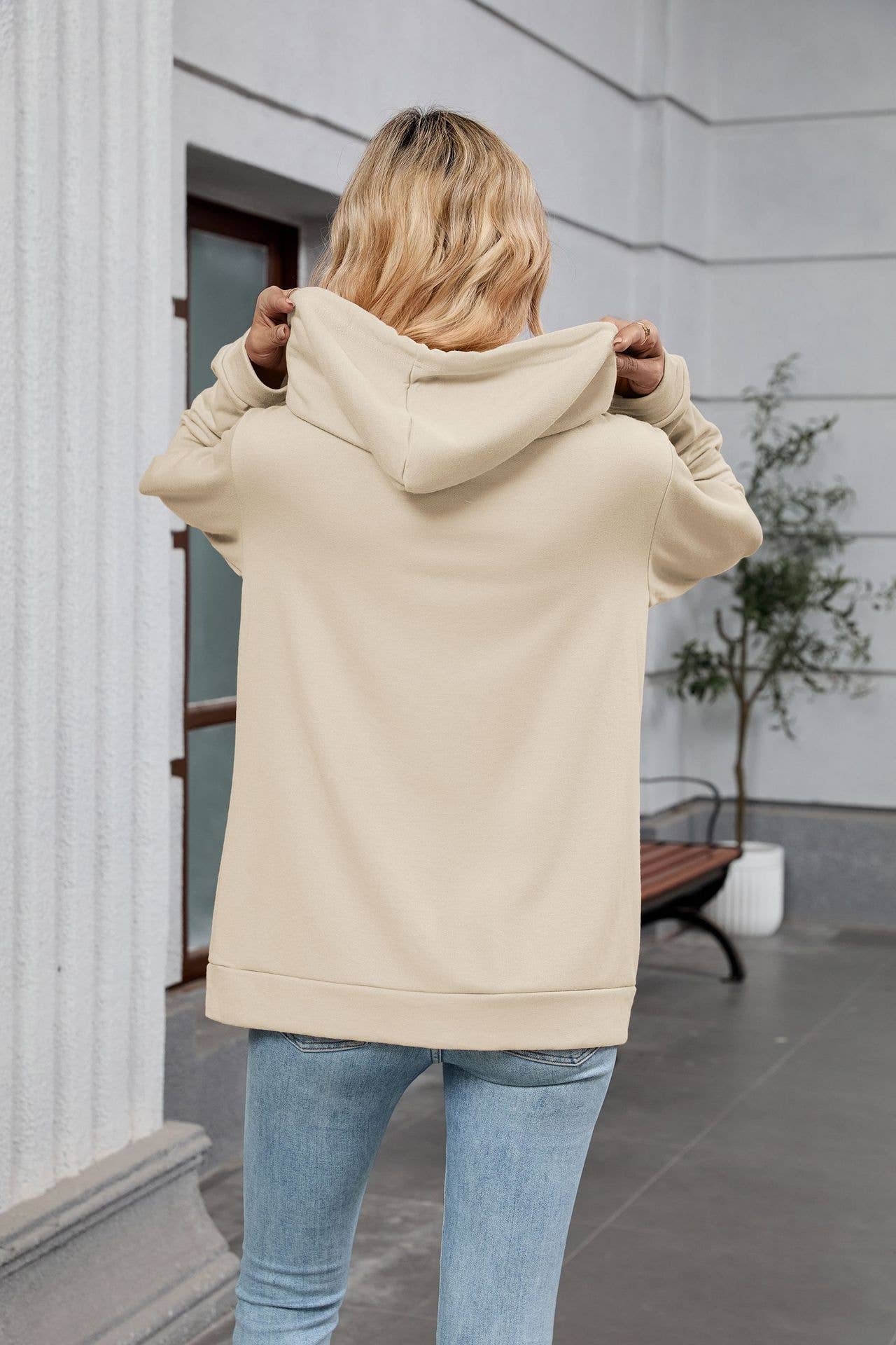 Zipper hooded pocket long-sleeved sweatshirt