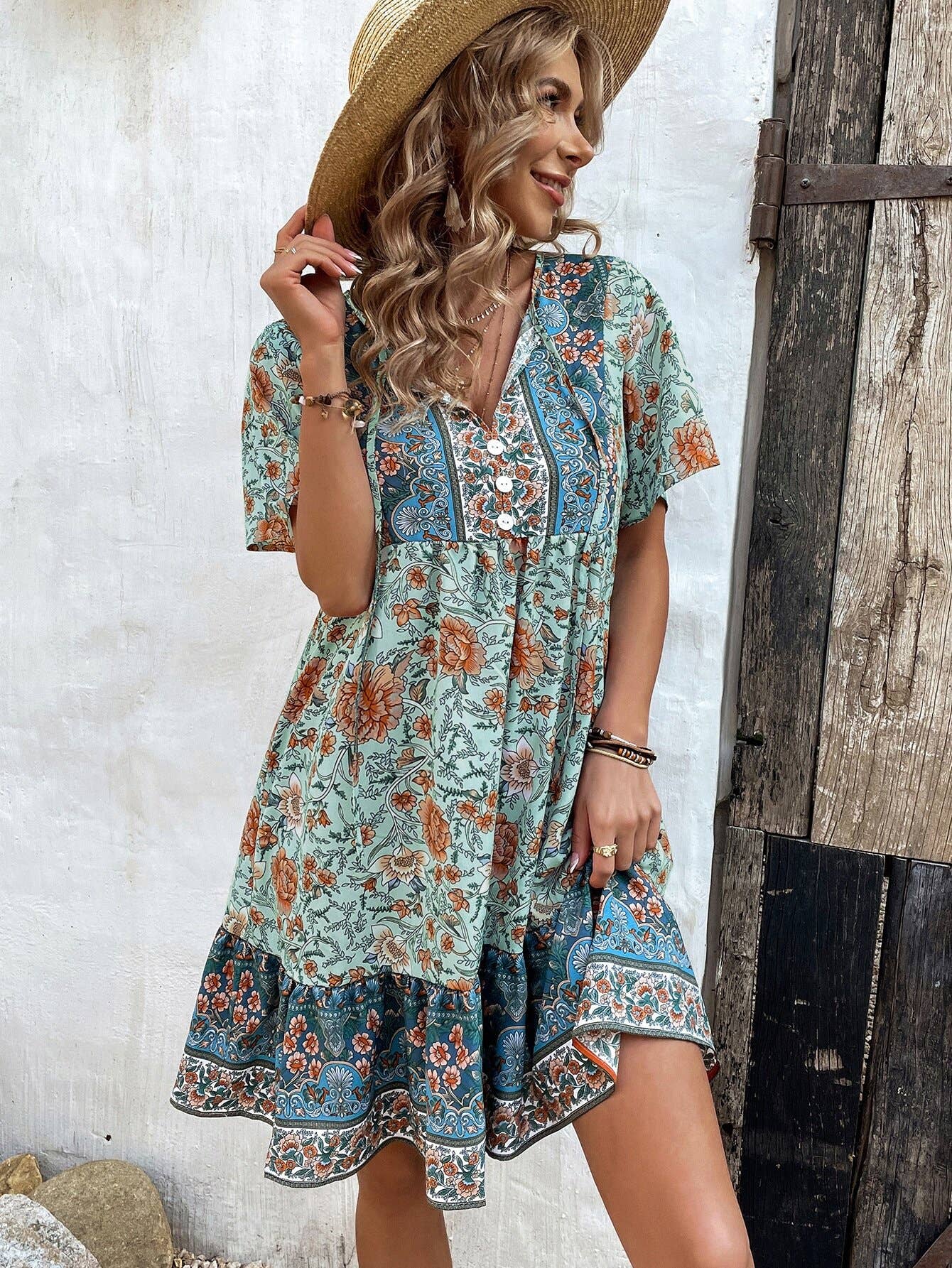 Floral V-neck loose and casual Bohemian dress