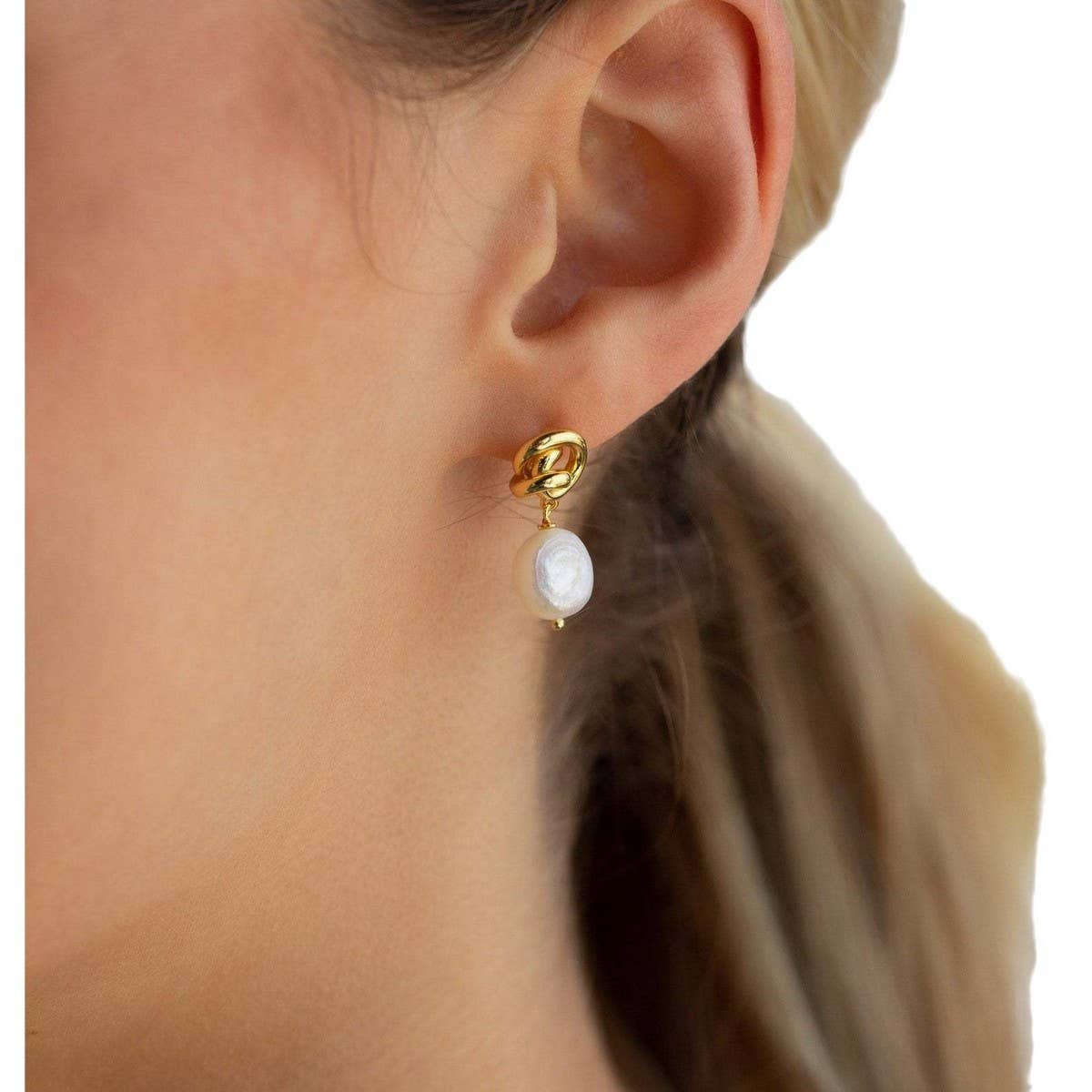 All-match Valentine's Day Pearl Earrings_CWMM5732