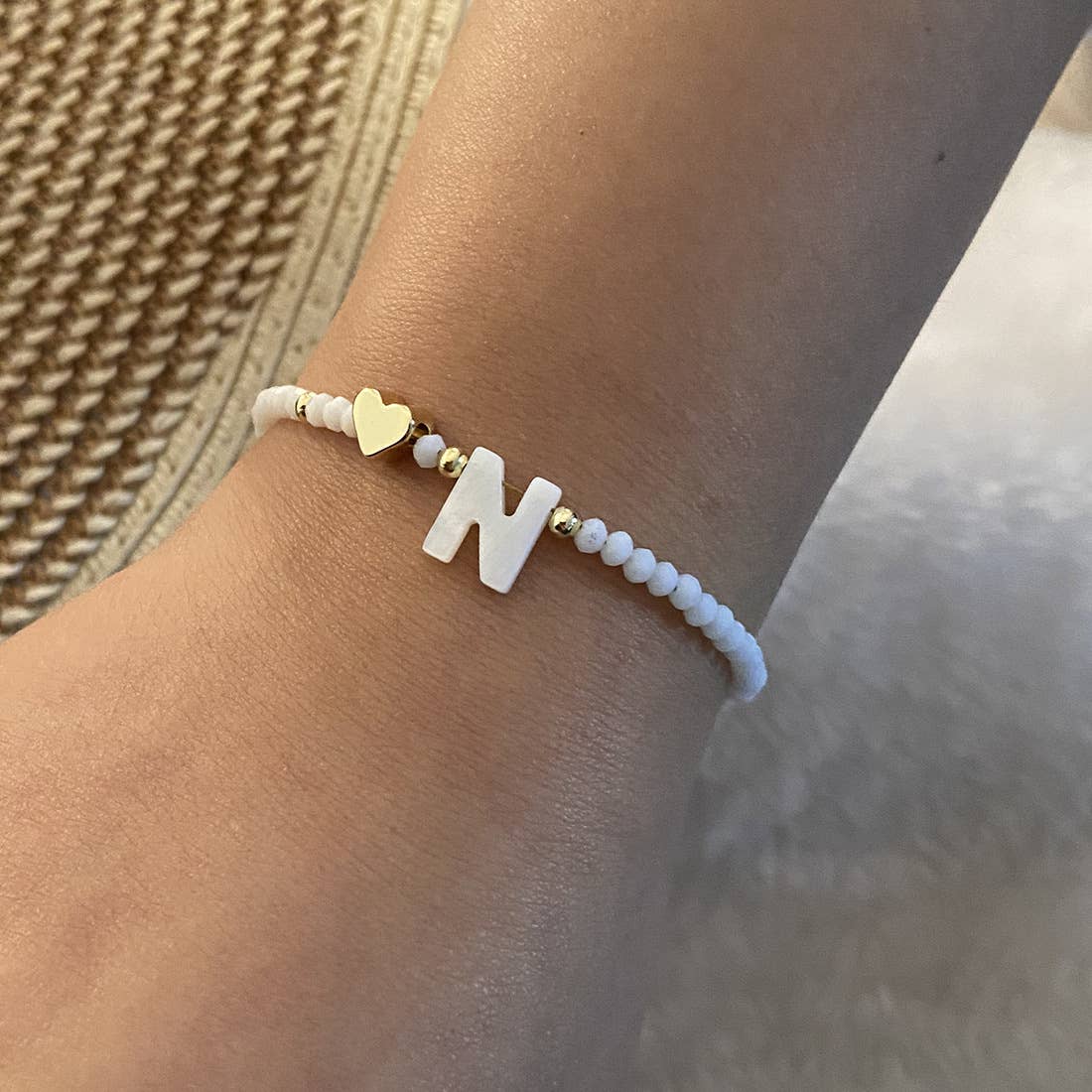 26-letter shell beaded bracelet