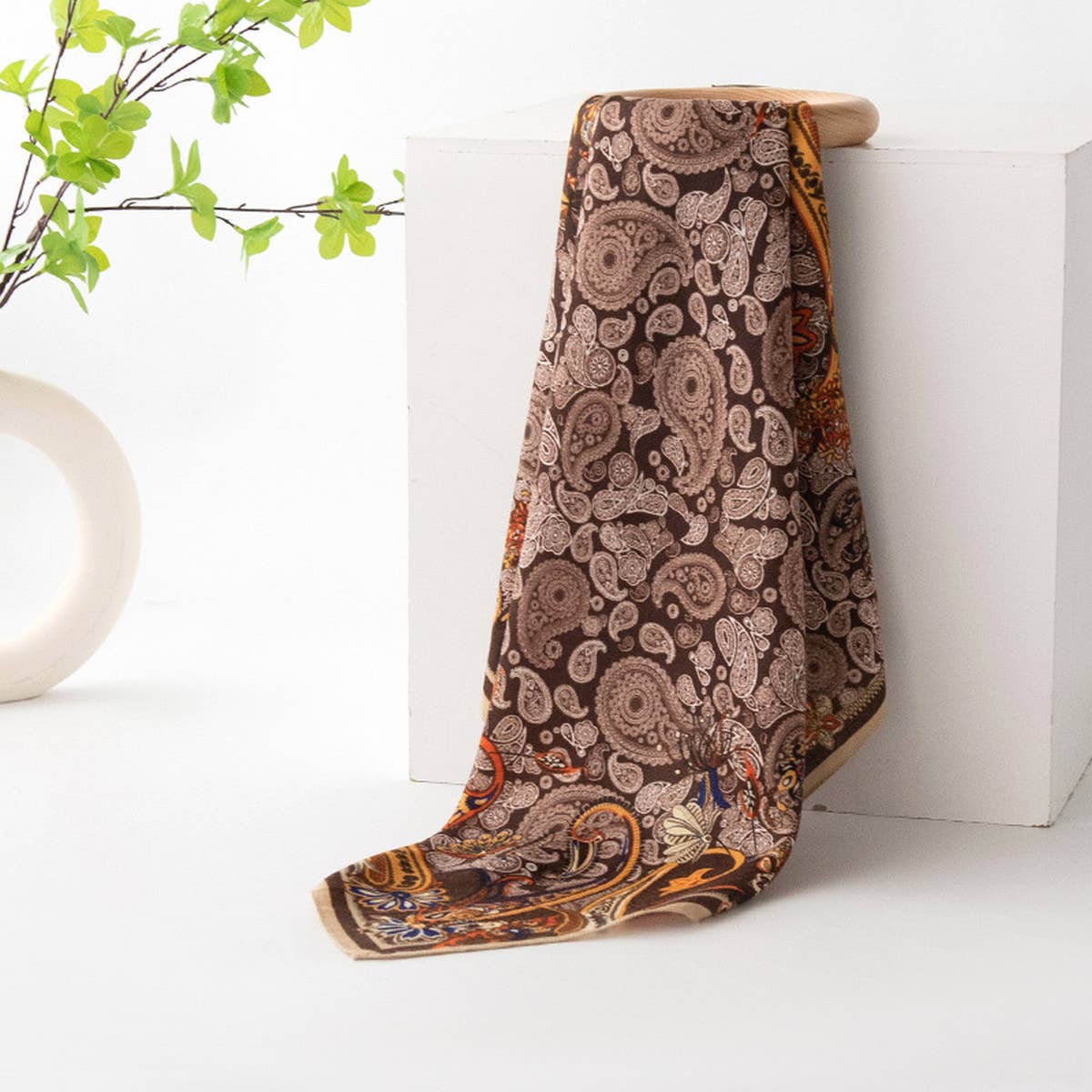 VINTAGE CASHEW FLOWER SMALL SQUARE SCARF