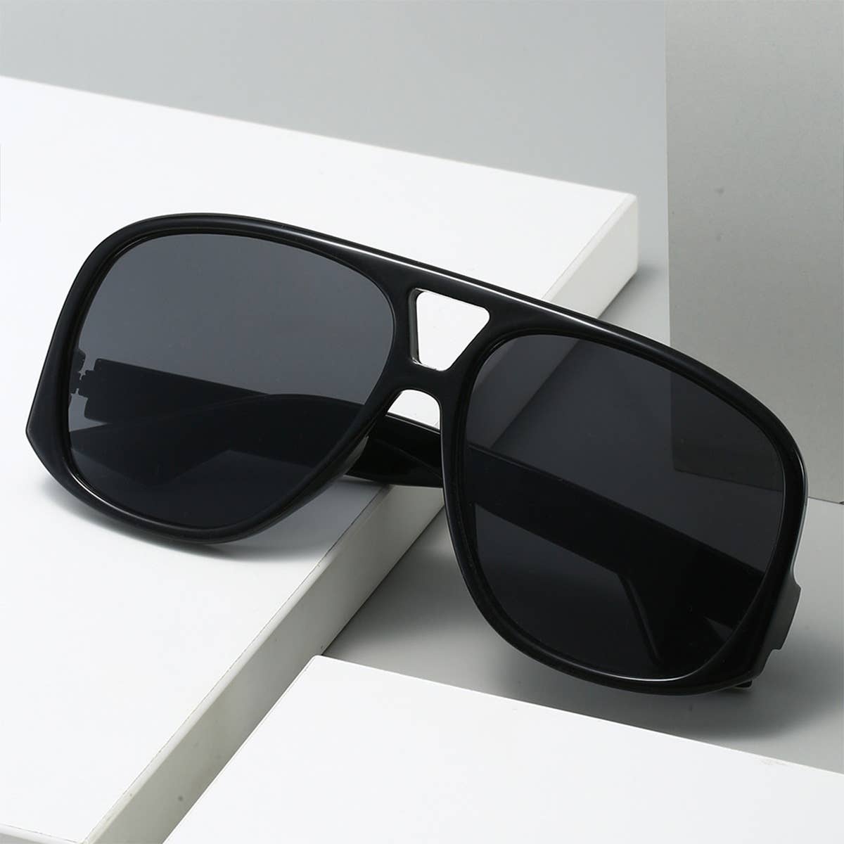 NEW LOW TEMPLE DESIGN SUNGLASSES
