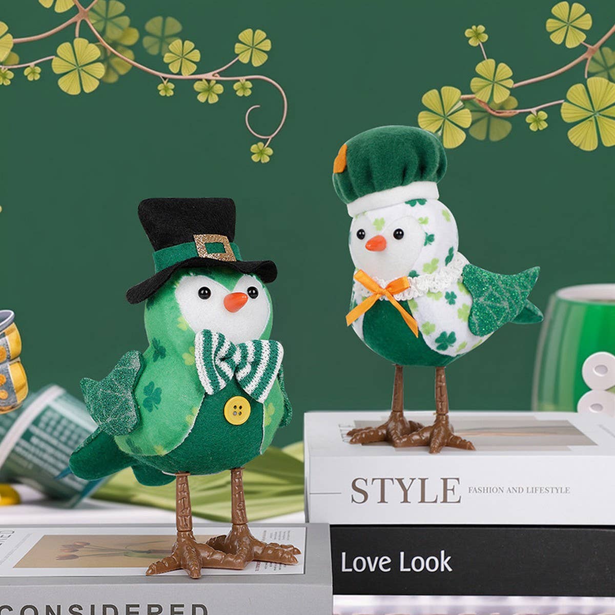 ST. PATRICK'S PARTY GLOWING LIGHT GREEN BIRD DOLL_CWMM3445