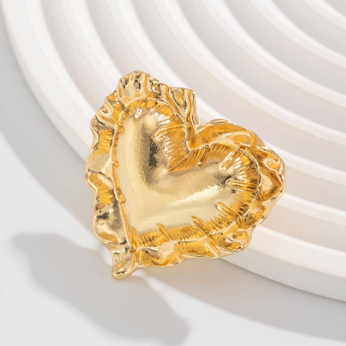 NEW WRINKLED THREE-DIMENSIONAL LOVE ALLOY RING_CWMM3241
