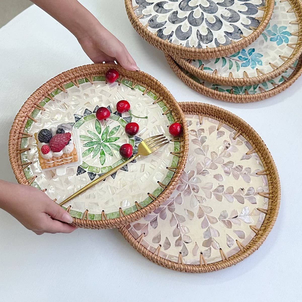 RATTAN FRUIT PLATE TEA ROOM SHELLBASKET ROUND PLATE_CWMM4495