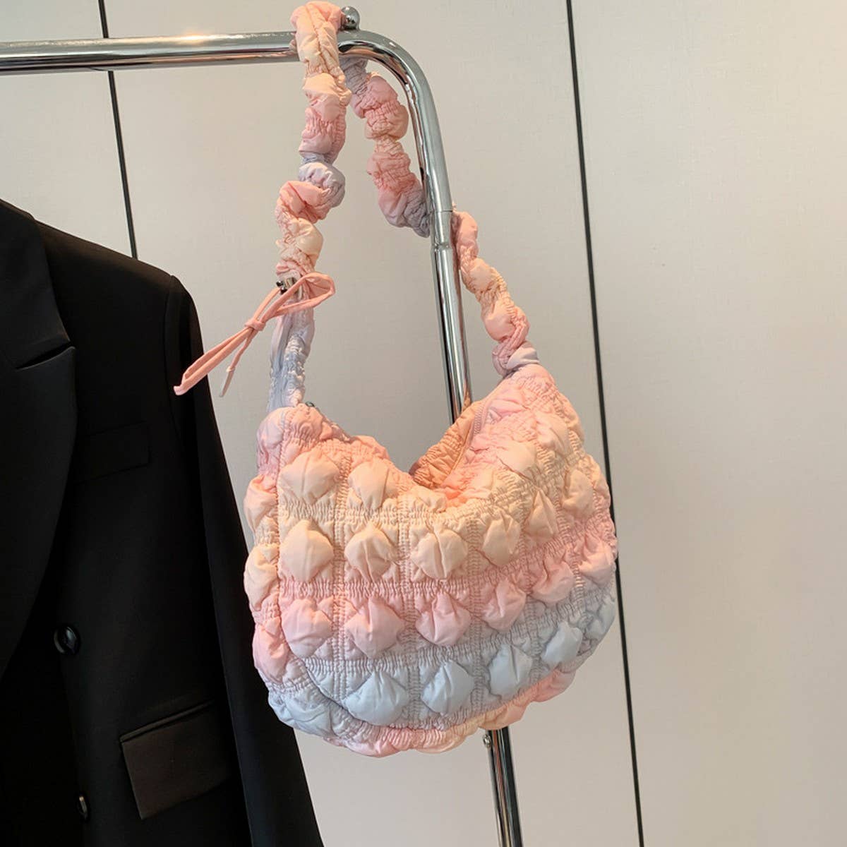 Cloud Pouch Shoulder Crossbody Bag_CUAB00499