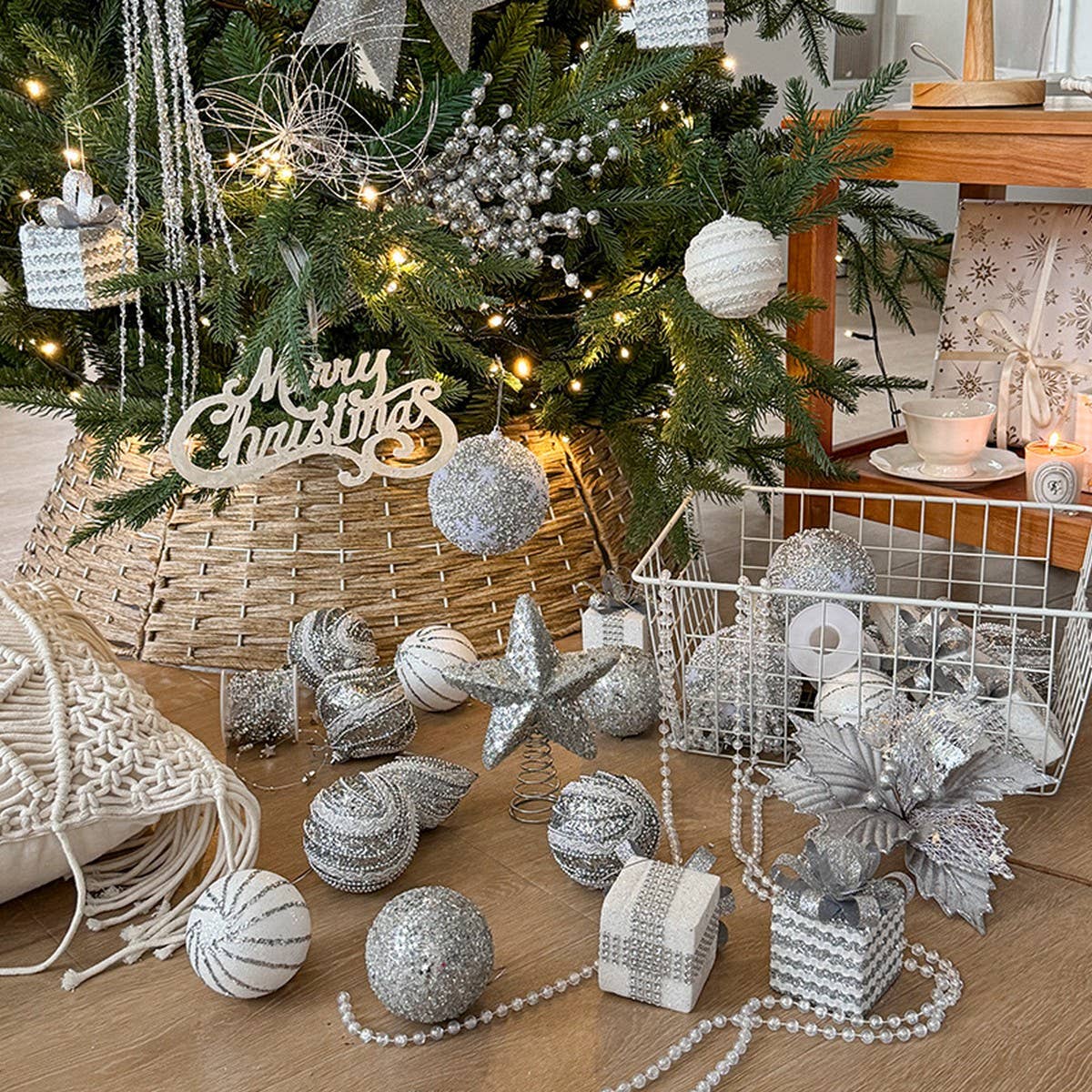 Silver Foam Glitter Xmas Balls Bows Tree Topper