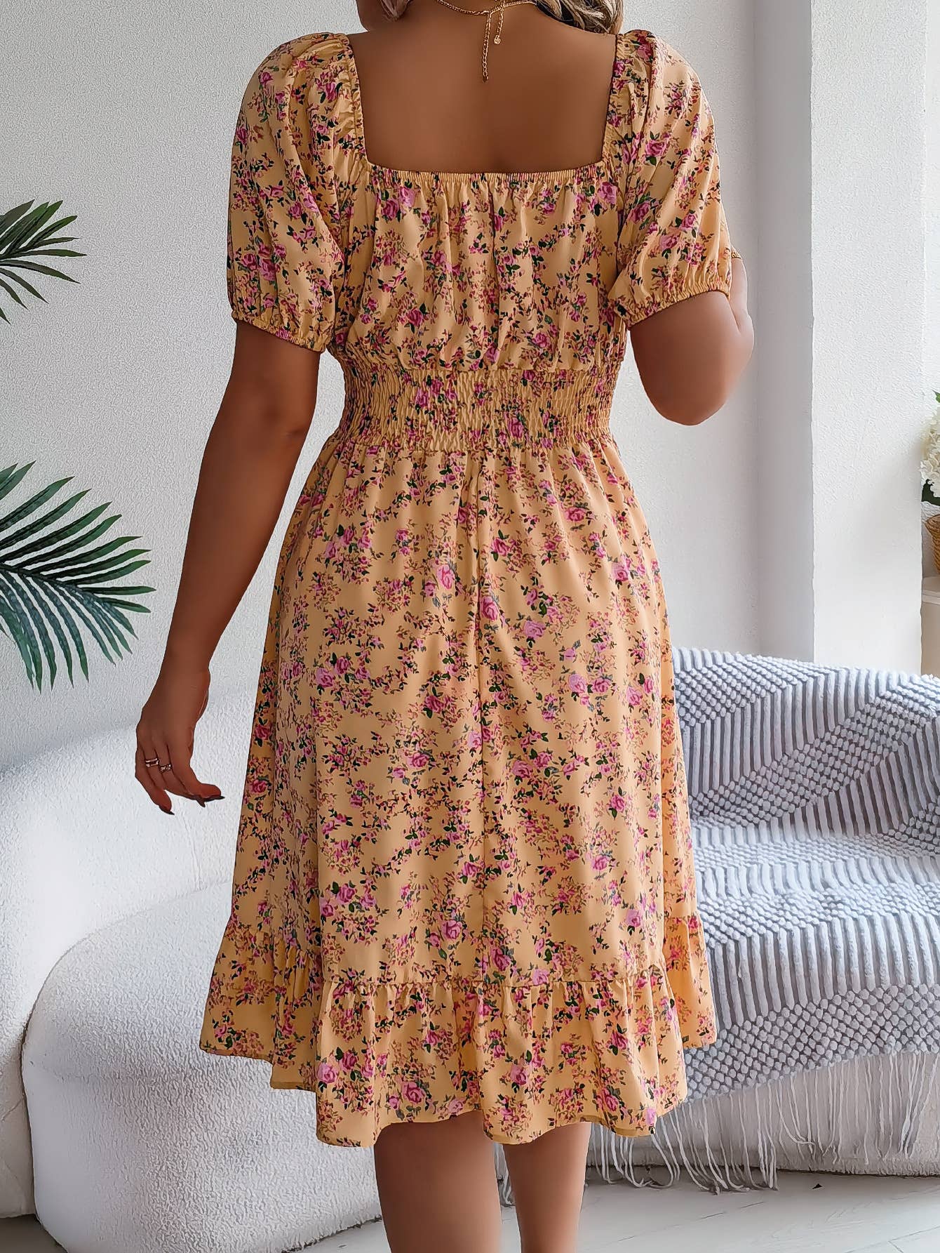 Floral square collar tucked waist peplum dress