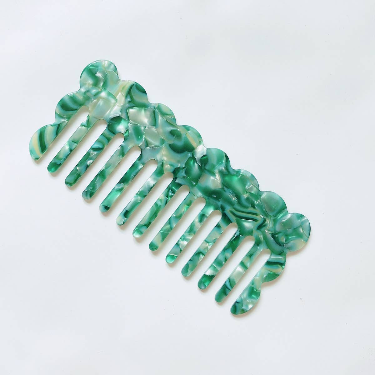 EXQUISITE MARBLED WAVY LEOPARD COMB_CWMM1074