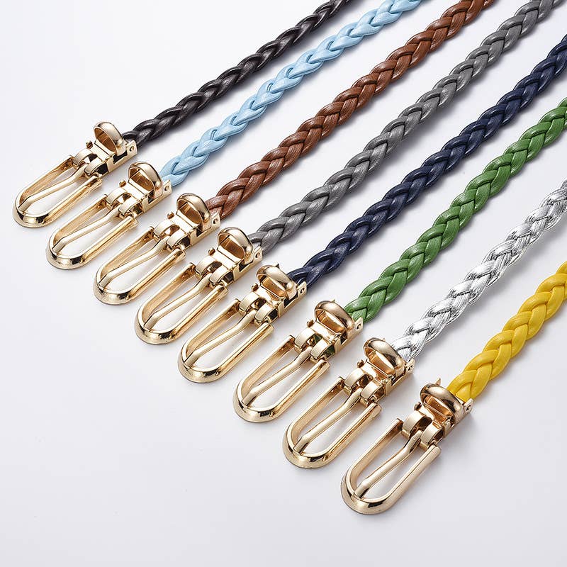 Tie knots to decorate weave a candy-colored belt