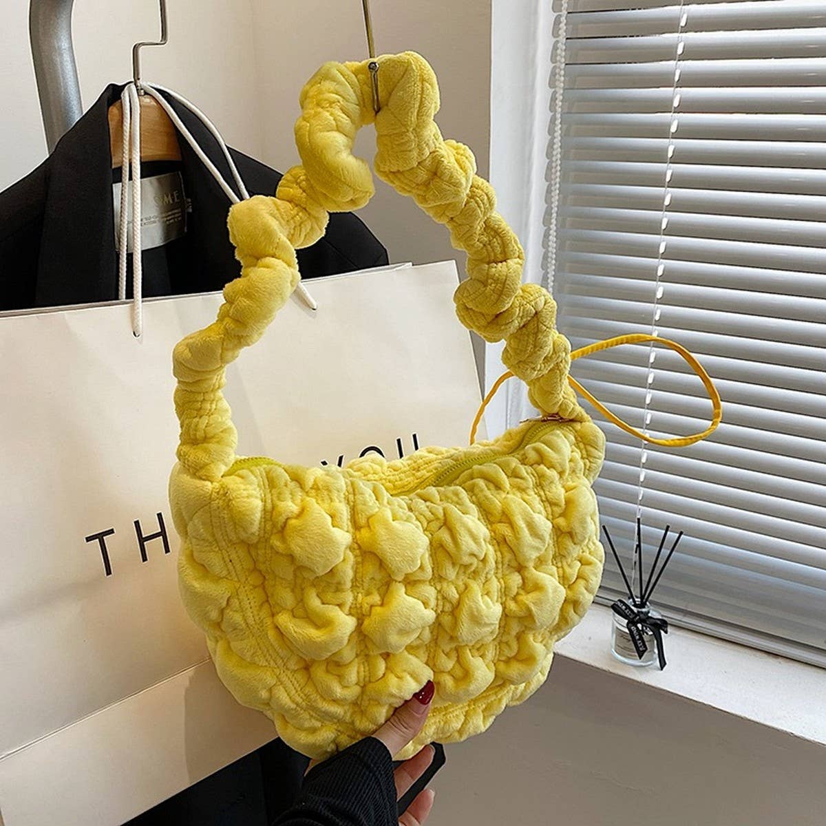 Fluffy Cloud Handbag Women Crossbody Shoulder Bag_CUAB00571
