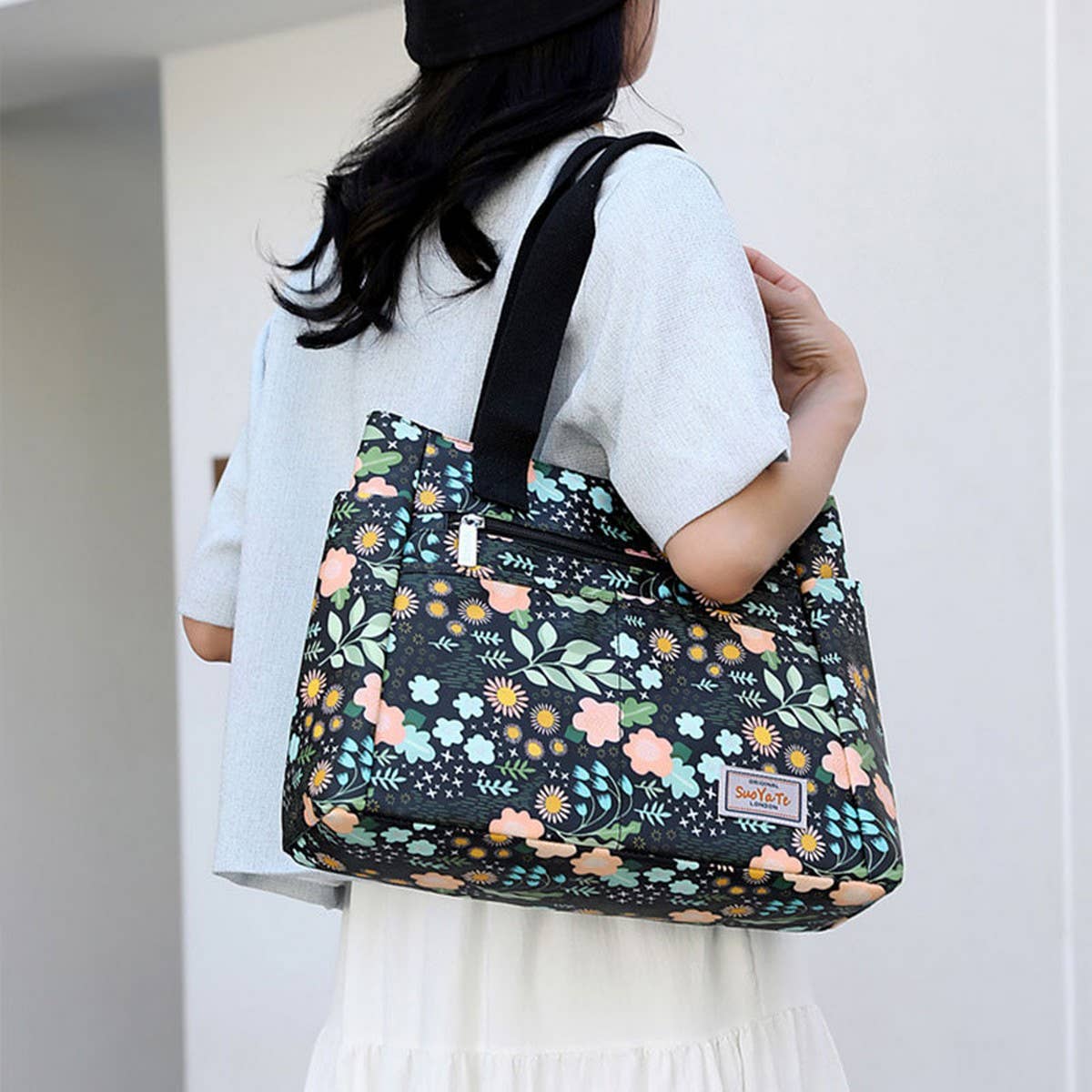 PRINT WATER-REPELLENT SHOULDER CROSSBODY BAG_CWAB3446
