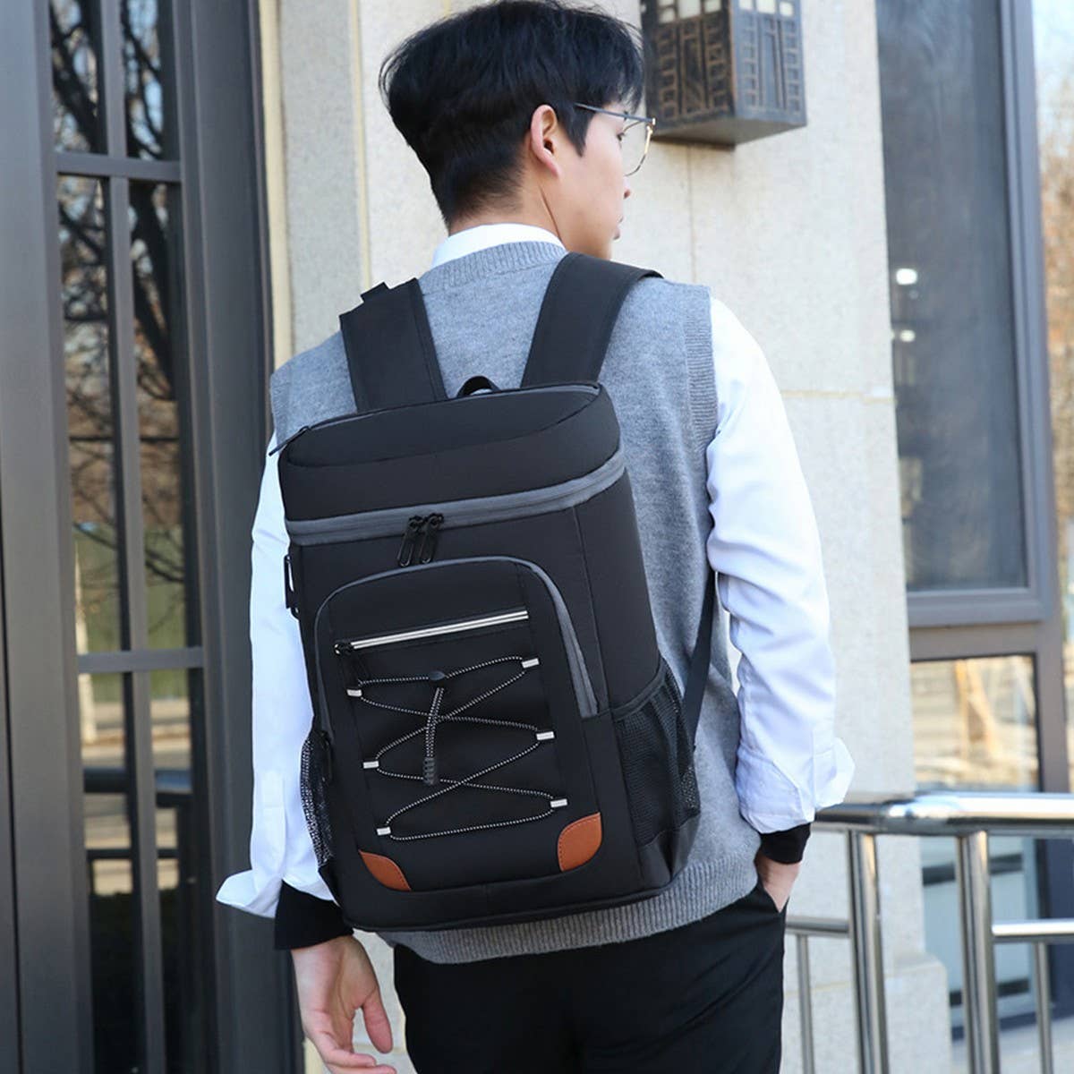 Thick Insulated Cooler Backpack for Picnic Use_CWAB5446