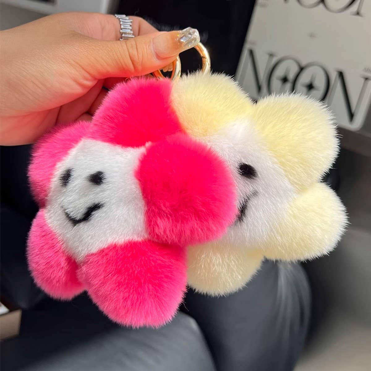 CUTE SMILING LITTLE STAR CAR KEYCHAIN BAG PENDANT