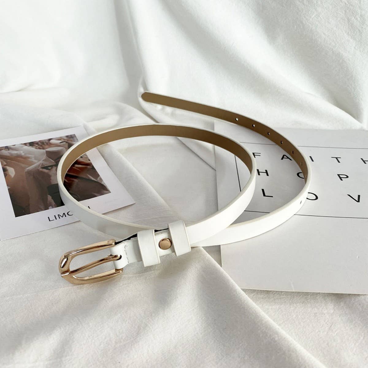 SIMPLE AND VERSATILE THIN BELT_CWABE0657