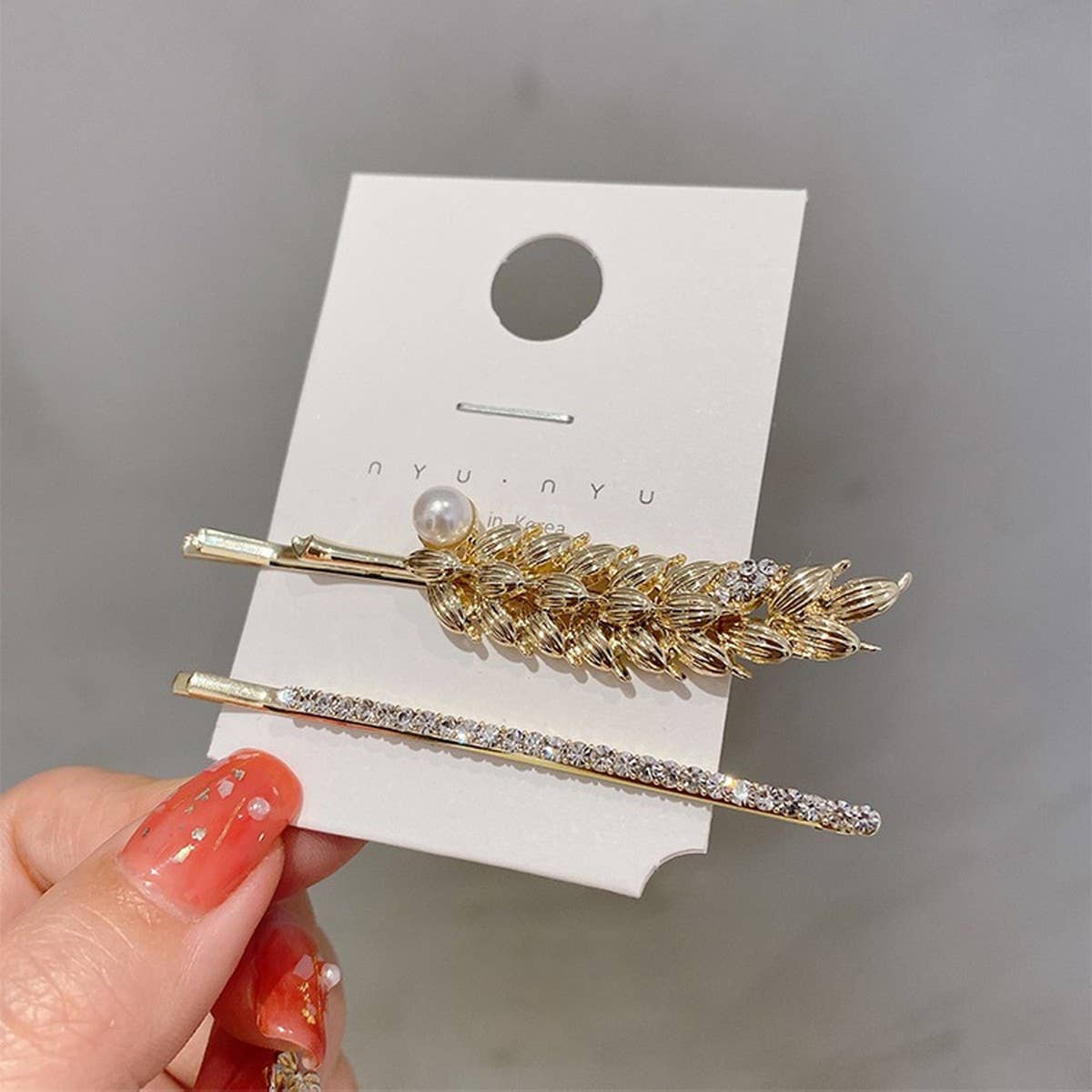 GILDED WHEAT EAR WITH RHINESTONE AND PEARL HAIRPIN