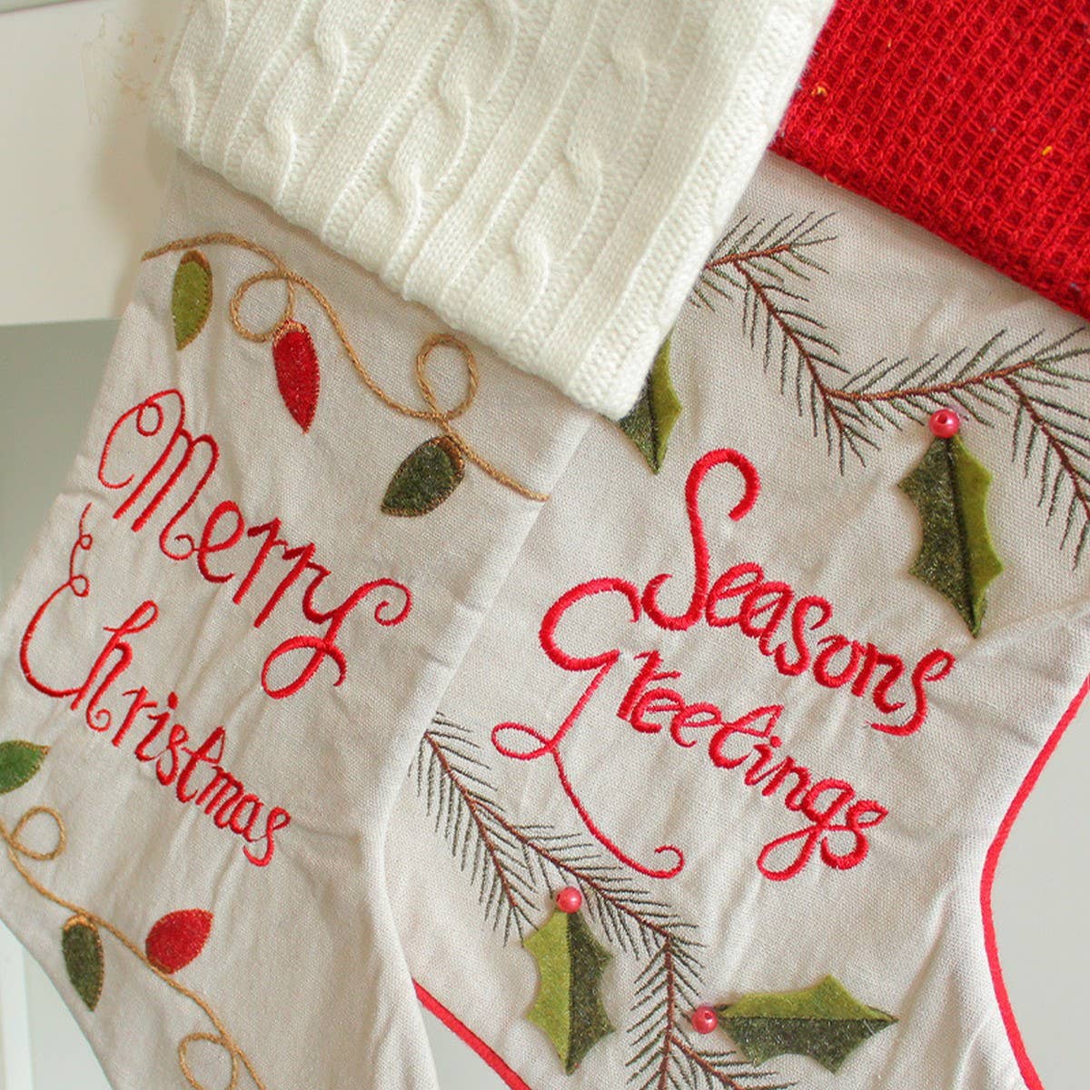 NEW CHRISTMAS KNITTED SOCKS CANDY BAG ORNAMENTS