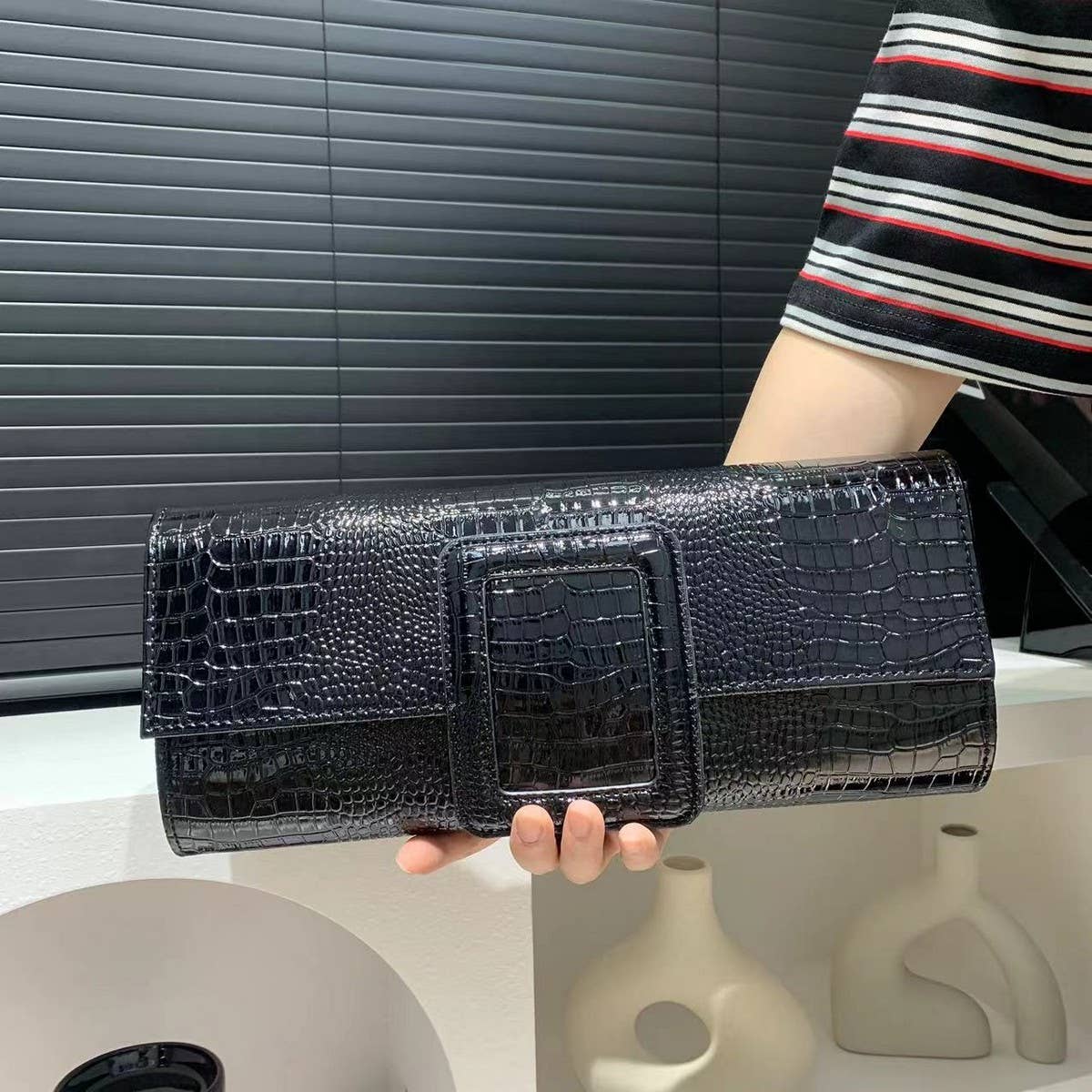 WOMEN'S FASHION RETRO COMMUTER CLUTCH_CWAB2616