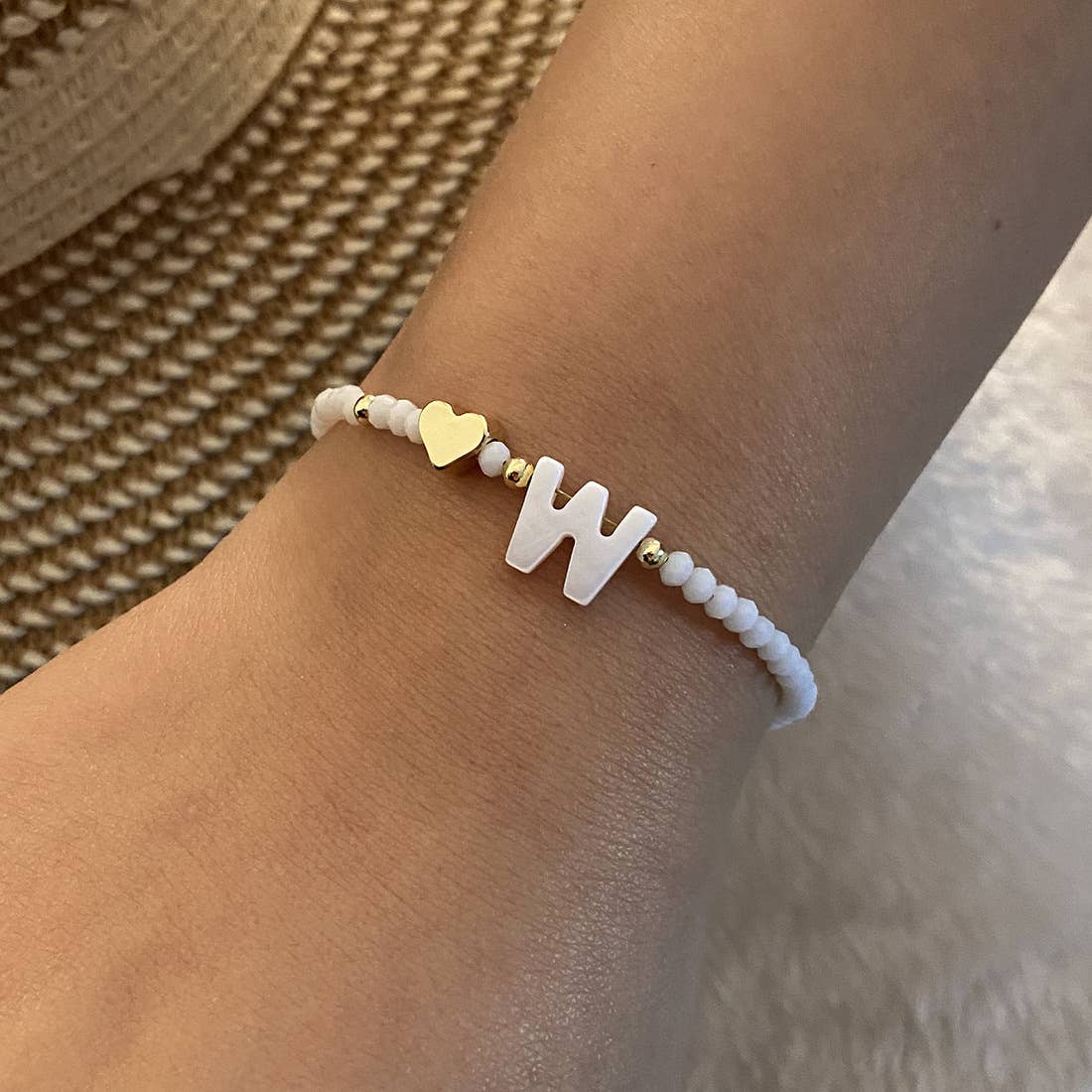 26-letter shell beaded bracelet