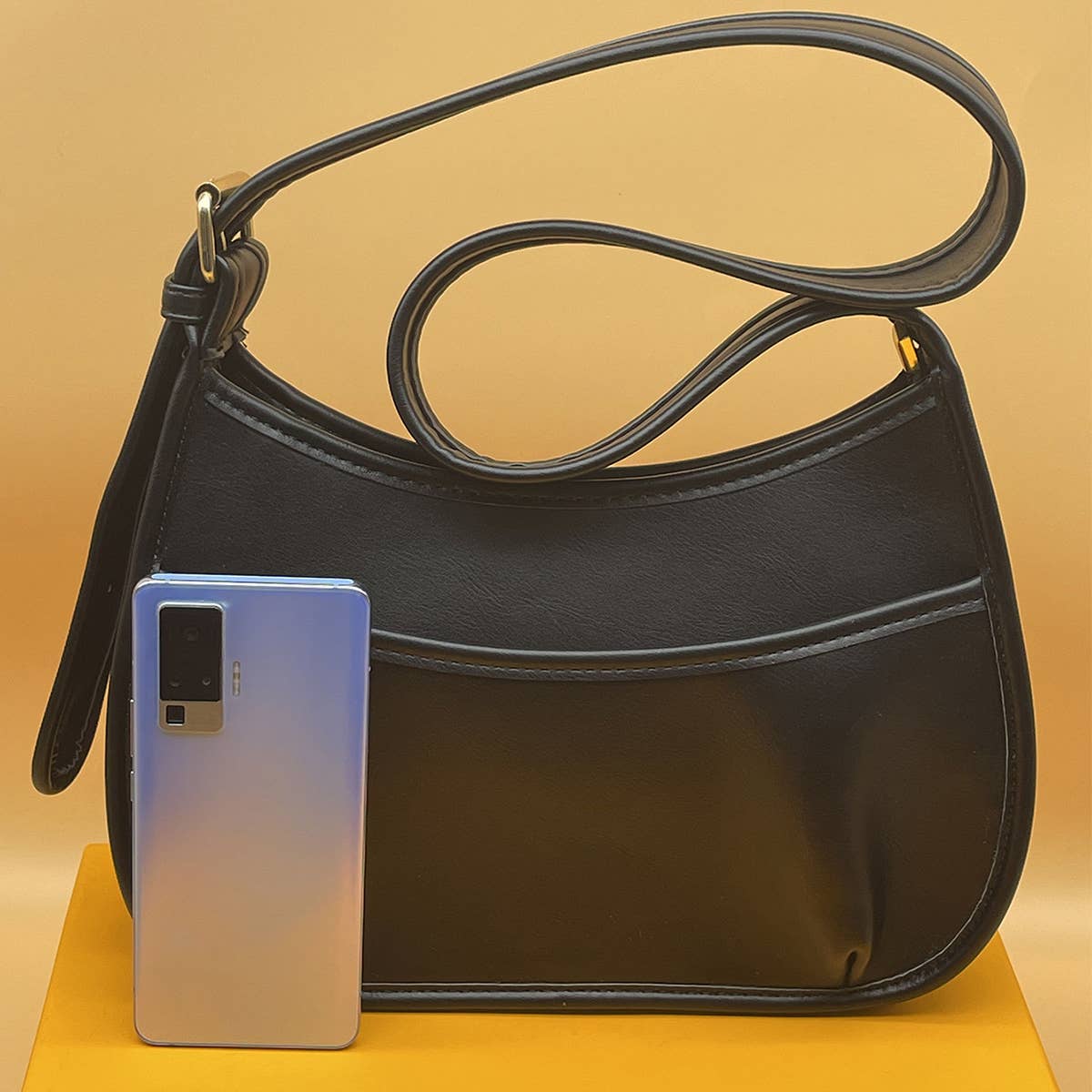 WOMEN DIAGONAL SHOULDER BAG_CWAB0976