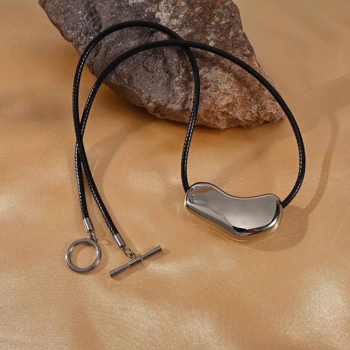 Fashion 18K Steel Leather Cord Necklace_CWMM8850