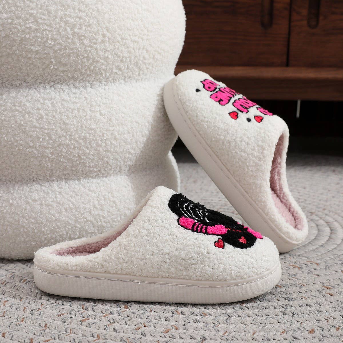 Halloween Skull Embroidered Plush Slippers_CWSHF00221