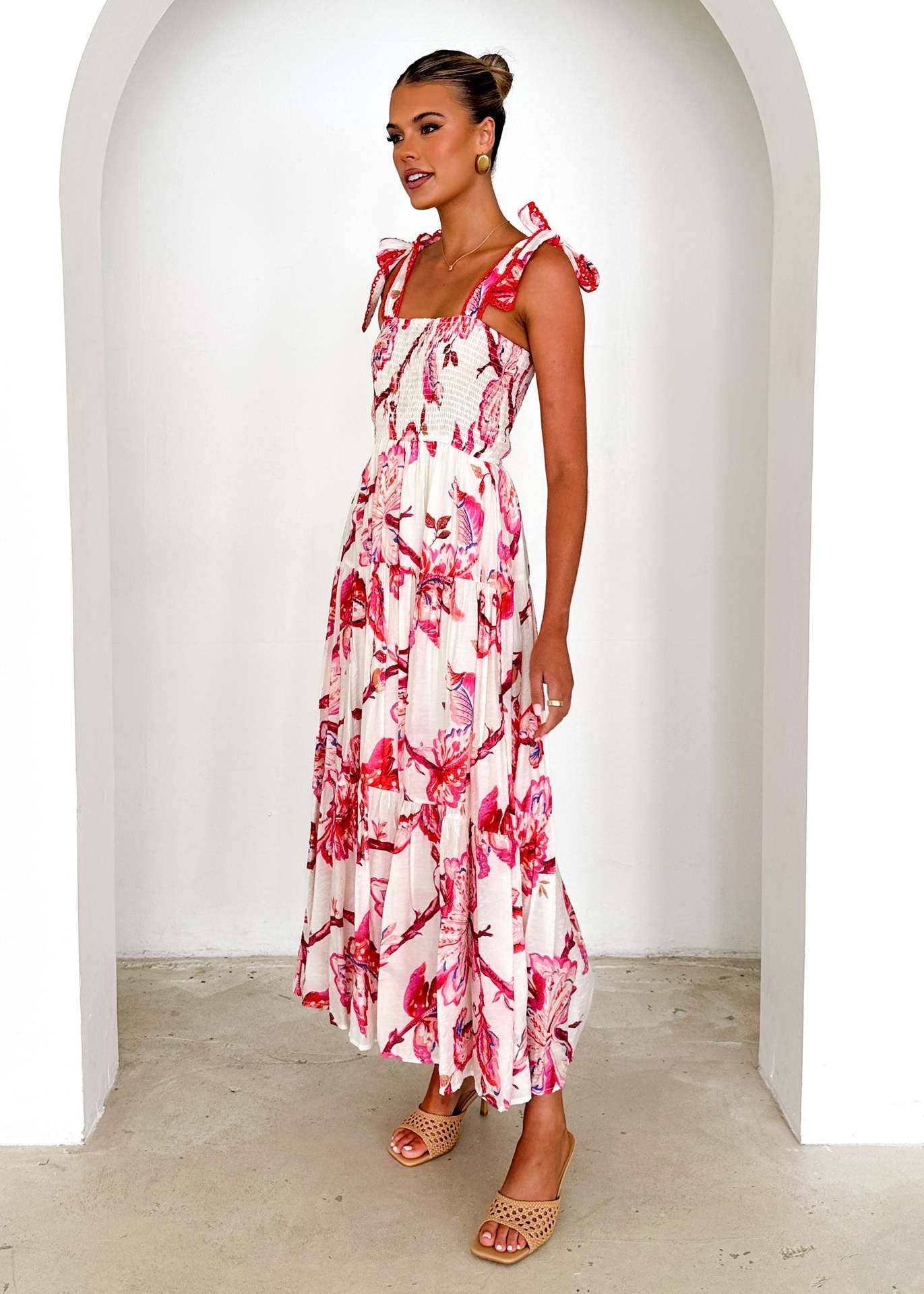 Floral print tie-back waist ruffled hem dress