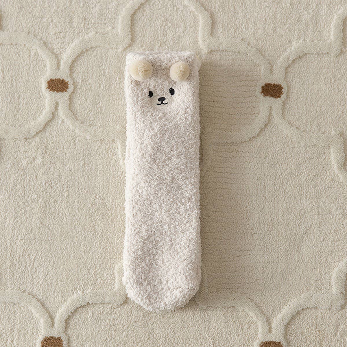 EMBROIDERED CARTOON BEAR LINT-FREE SOCKS