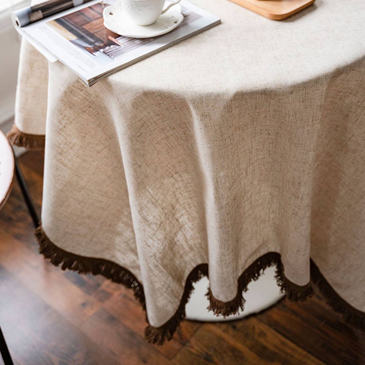 HOUSEHOLD SOLID COLOR KHAKI TASSEL DINING TABLE
