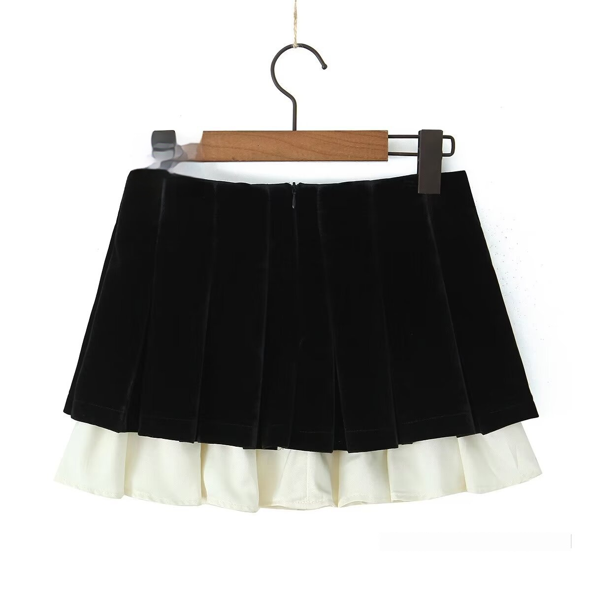 Women?™s Velvet Panel Pleated Skirt, Casual Look_CWDSD8339