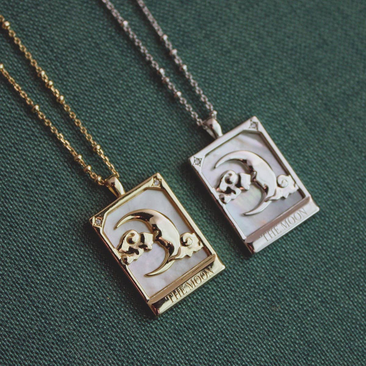 Personalized retro star and moon necklace_CWMM5315