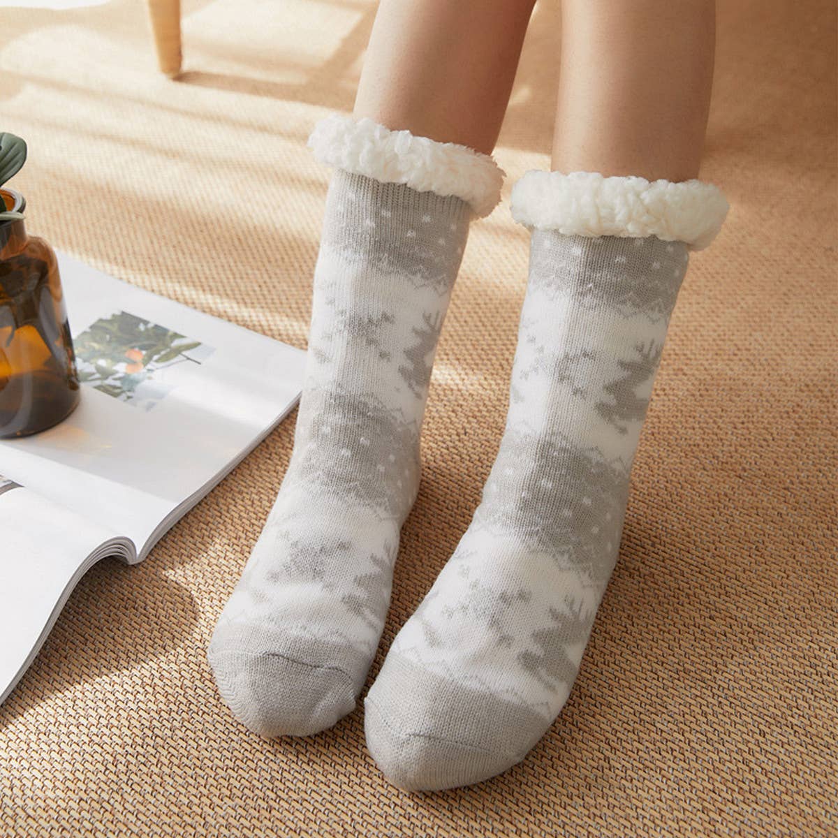 CHRISTMAS WARM PLUSH INDOOR SLIPPERS