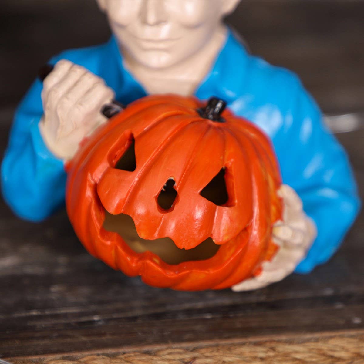 Halloween Killer Resin Horror Figurine Decor_CWAJE5286