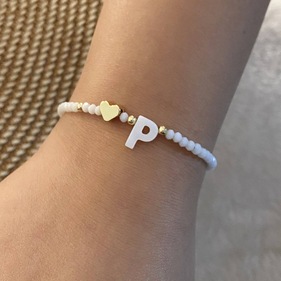 26-letter shell beaded bracelet