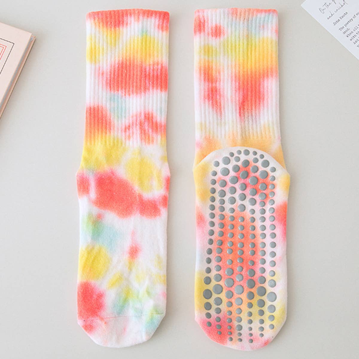 PILATES ANTI-SLIP SOCKS FOR WOMEN MIDDLE TUBE_CWMS0239