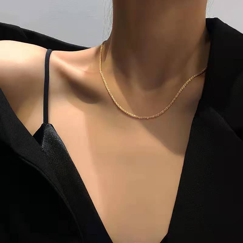 Baroque irregular retro freshwater pearl necklace