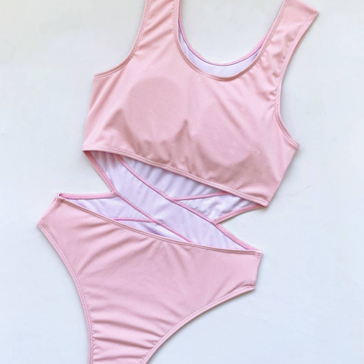 WOMEN SOLID COLOR SLIM ONE-PIECE SWIMSUIT