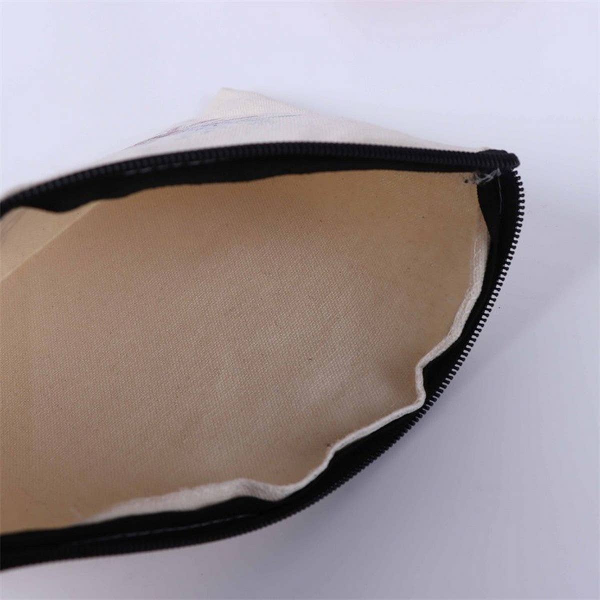 SIMPLE LETTERS WATERPROOF COSMETIC BAG_CWAB1780