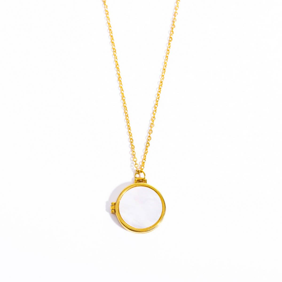 NEW SIMPLE SHELL OPEN AND CLOSE PENDANT NECKLACE