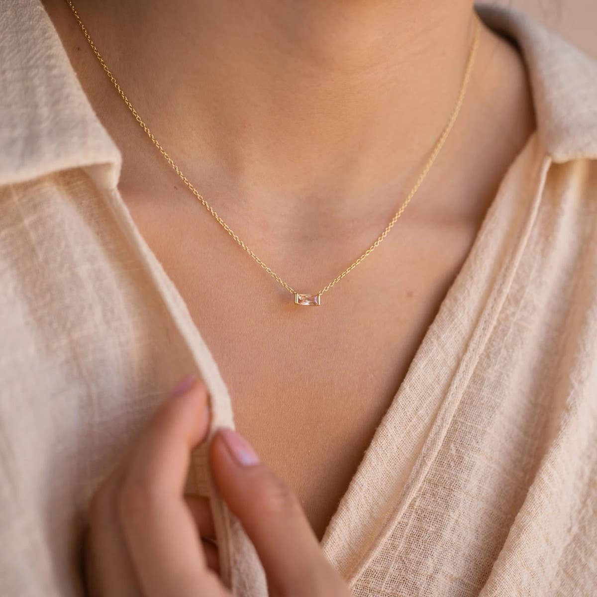 DECEMBER BIRTHDAY NECKLACE