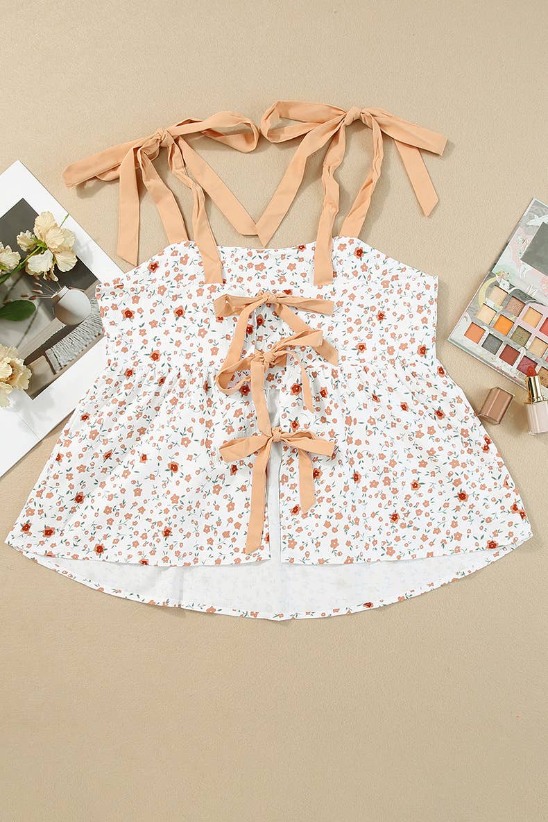 Floral suspenders hollowed out behind the pleats