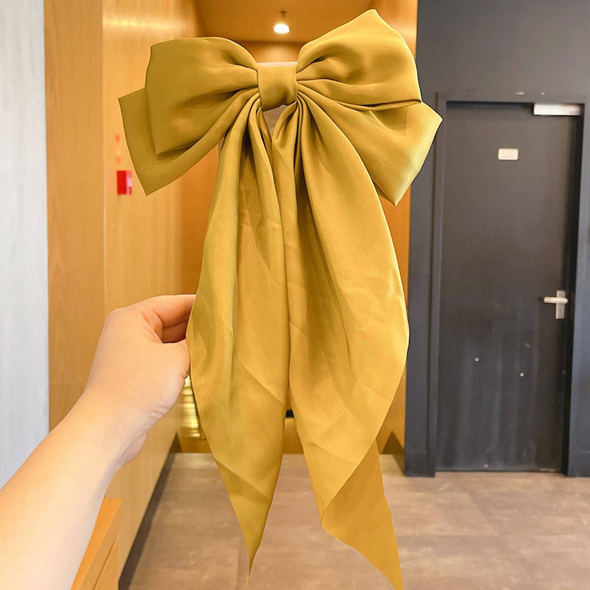 Big Bow Hair Clip-Hairpin for Women and Girls_CWAHA0853
