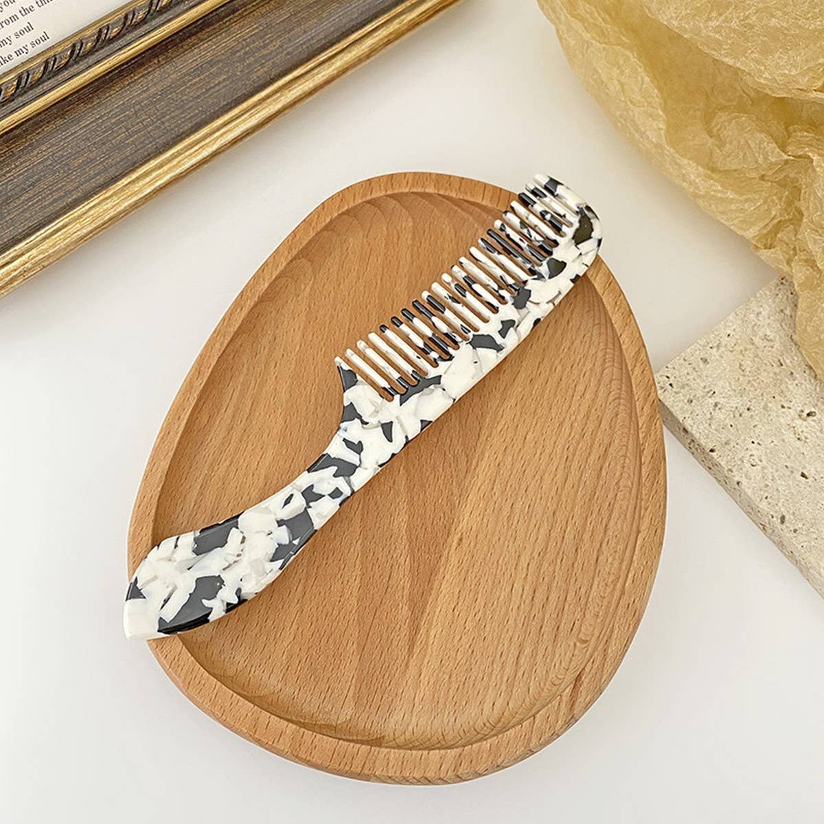 Acetate Handheld Comb Vintage Commuter Style_CWMM6445