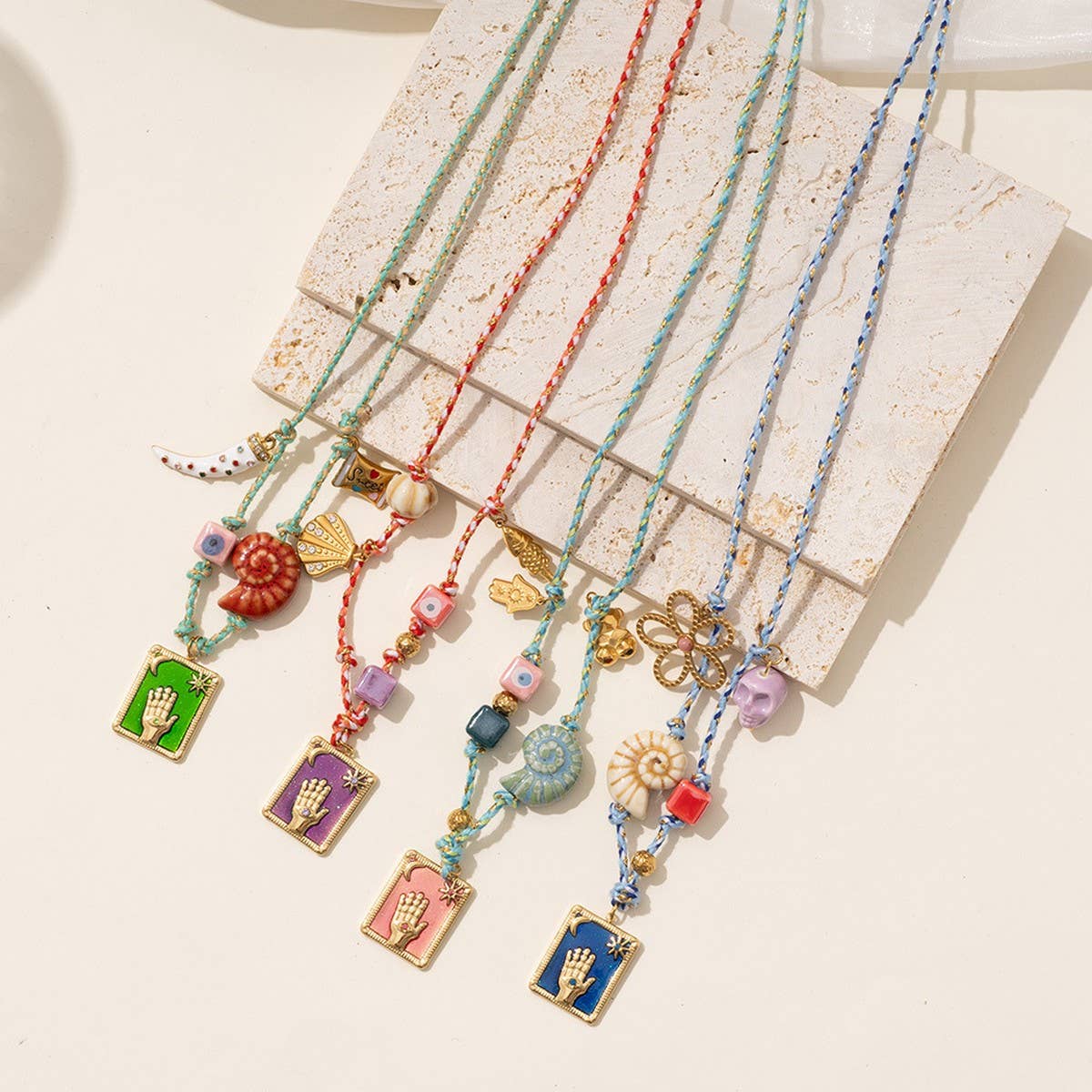 Evil Eye Shell Necklace with Color Rope_CWMM7528
