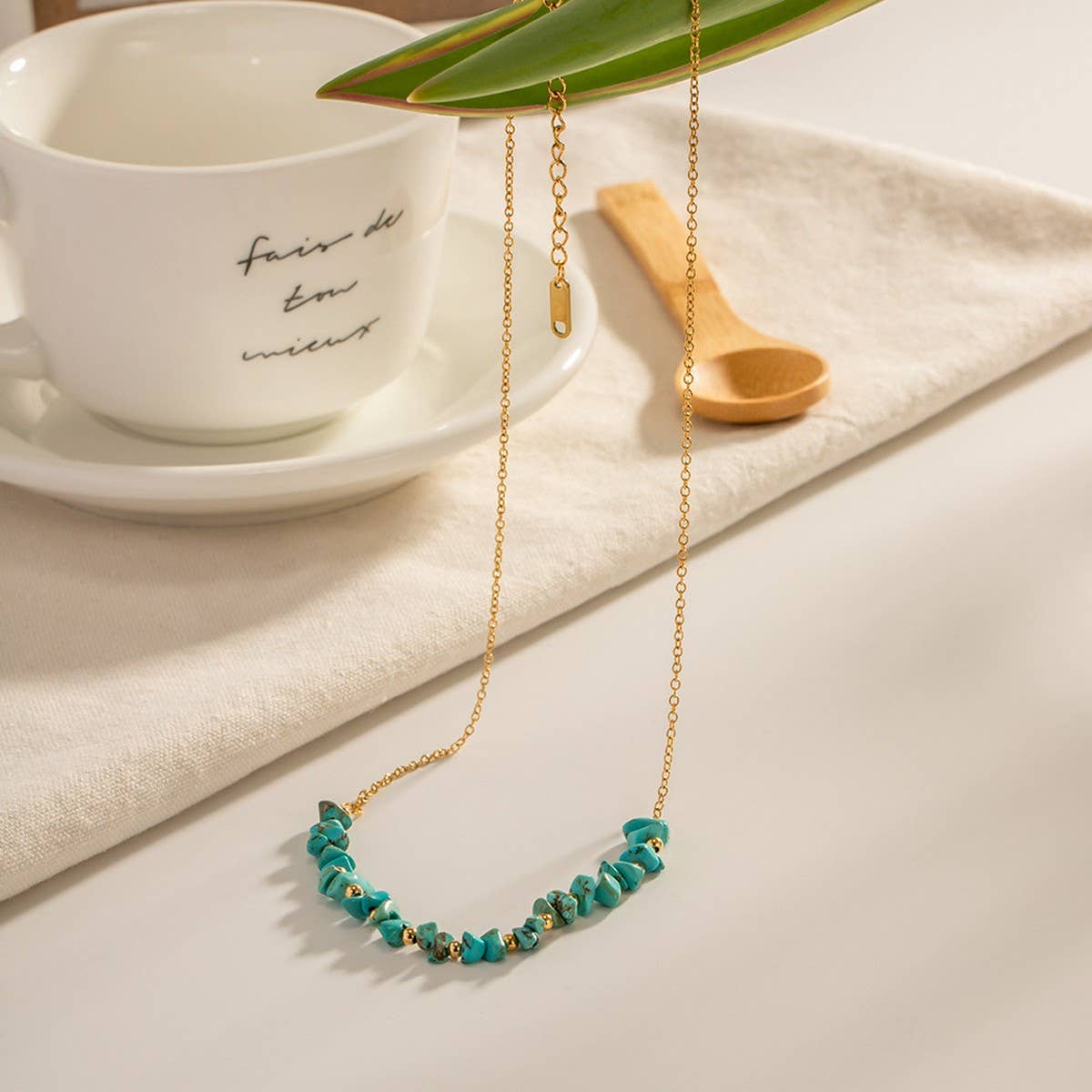 HIGH-END NATURAL STONE PENDANT NECKLACE