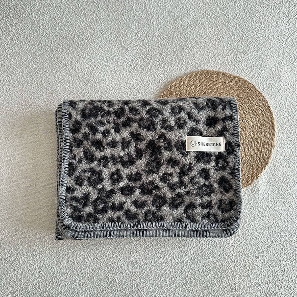 Leopard Jacquard Teddy Fleece Scarf ? Warm