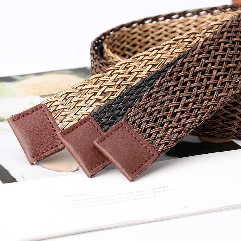 The versatile dress decorated with a woven belt